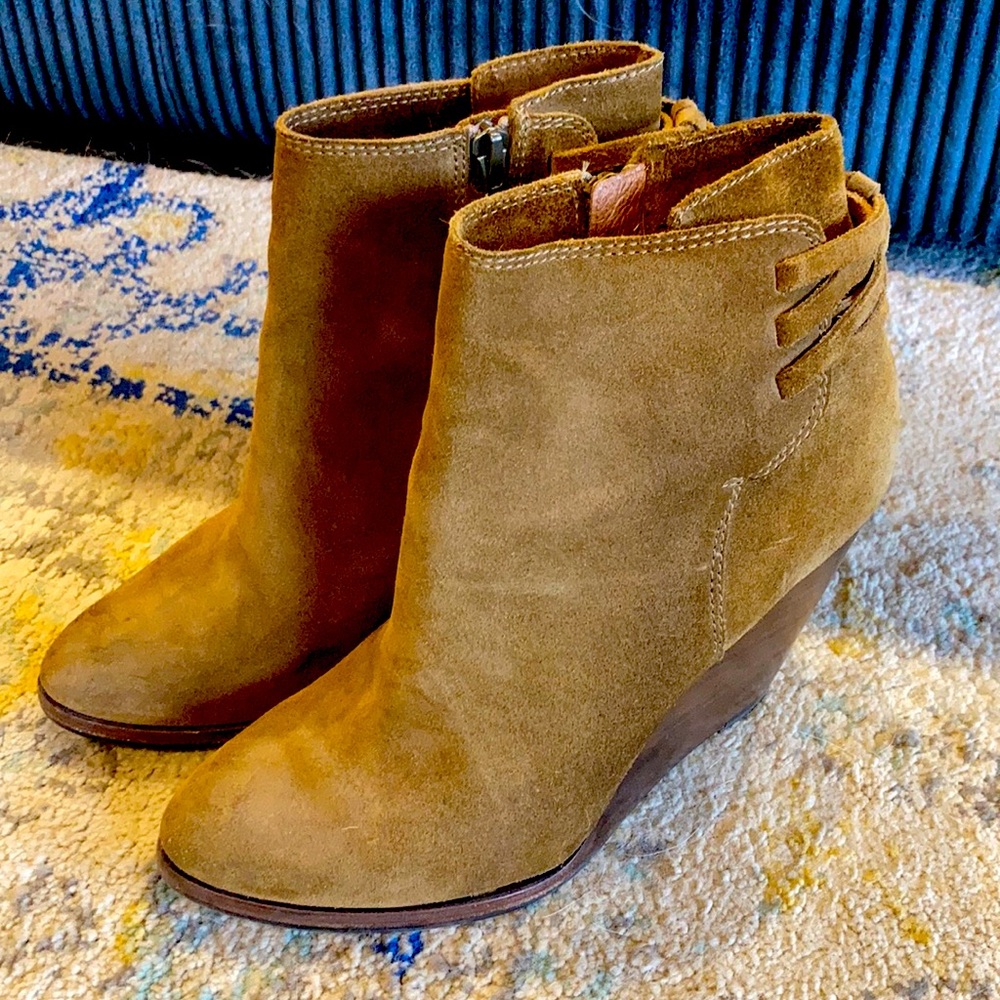 Frye CECE Wedge. - Picture 2 of 5